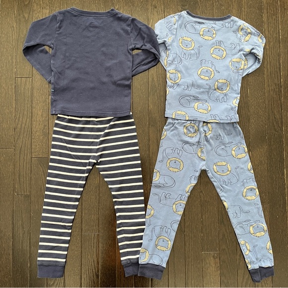 Bundle of 2 Carter’s Toddler Boy Lion Print Long Sleeve Pyjama Sets in 5T - Picture 2 of 4